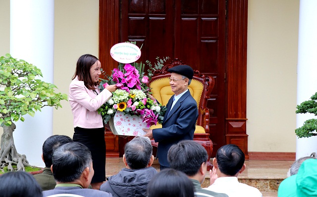 Tiến Nông tổ chức Chương trình “Du xuân Kỷ Hợi – Thắng lợi cùng nhau”