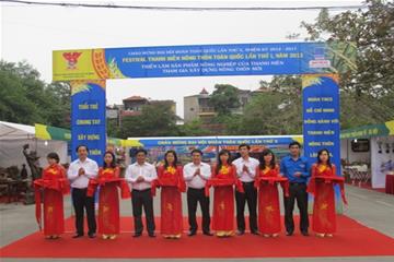 Triển lãm giới thiệu SP Nông nghiệp và triển lãm tranh trong khuôn khổ Festival thanh niên nông thôn toàn quốc 2012 